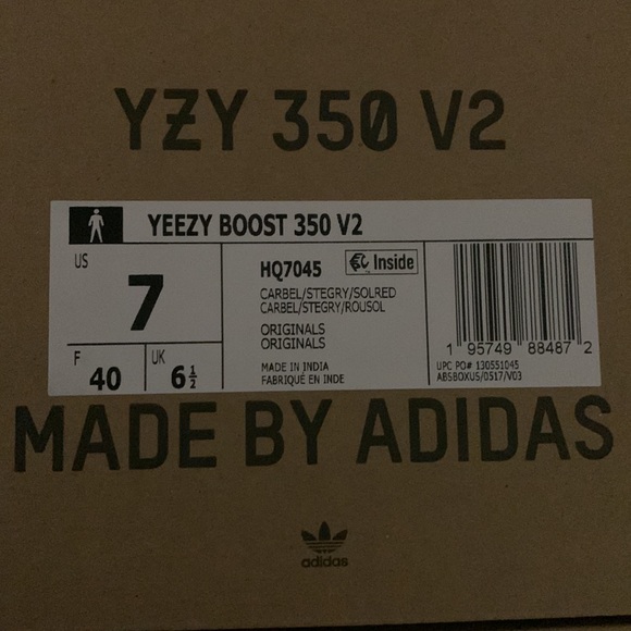 SOLD Yeeze boost 350 v2 - Picture 3 of 8